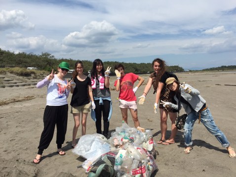 beach clean (1)
